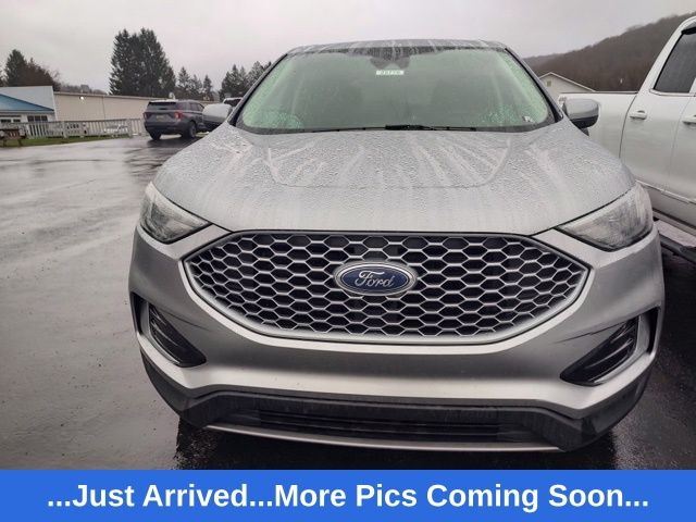 Iconic Silver Metallic 2023 Ford Edge SEL AWD SUV / Crossover All-Wheel Drive 8-Speed Automatic