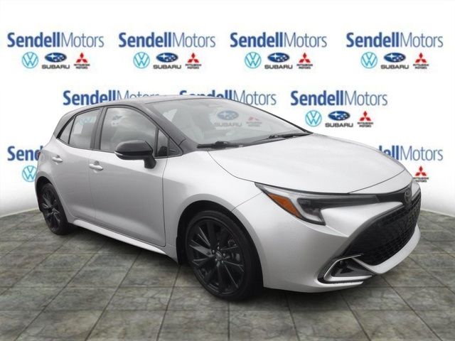 Classic Silver Metallic 2025 Toyota Corolla Hatchback XSE FWD Hatchback Front-Wheel Drive Continuously Variable Transmission