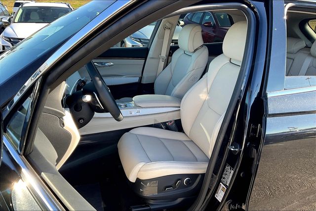 2025 Genesis GV70 2.5T Select photo