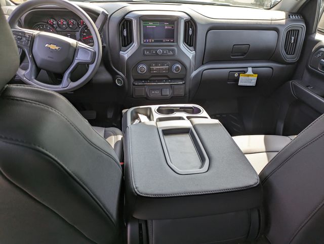 2025 Chevrolet Silverado 1500 WT photo