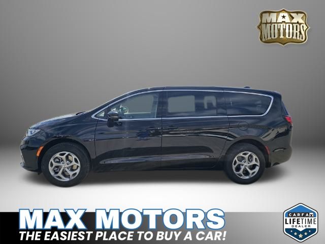 2024 Chrysler Pacifica Limited 4