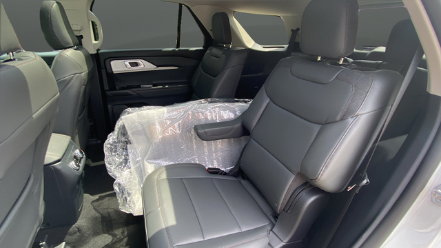 New 2026 White Metallic Ford Active image 24