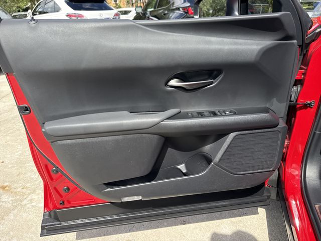 2025 Lexus UX - $37,998