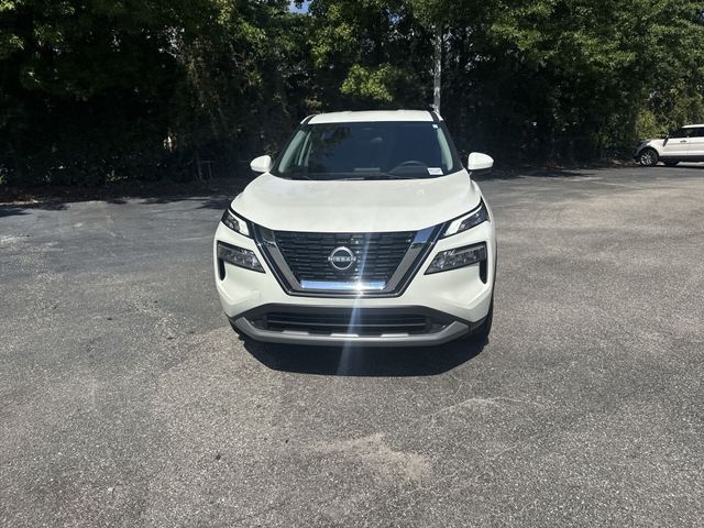 Used 2023 White Nissan SV image 2