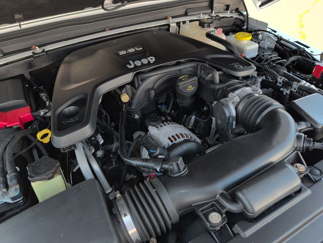 Used 2018 Jeep Wrangler SUV