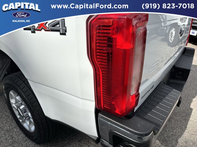 Certified Used 2025 Oxford White Ford XLT image 15