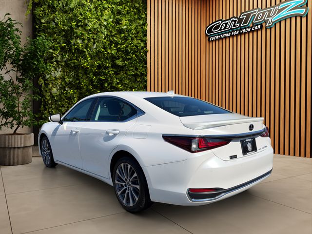 2021 LEXUS ES 250 AWD • PREMIUM PACKAGE • CLEAN CARFAX NAVIGATION • APPLE CARPLAY • HEATED & COOLED SEATS • BLIND SPOT MONITOR • PREMIUM PACKAGE Thumbnail