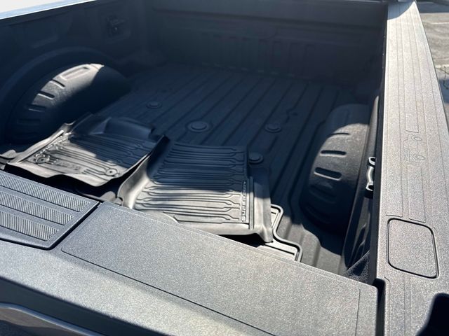 Used 2023 Gray Ford Lariat image 5