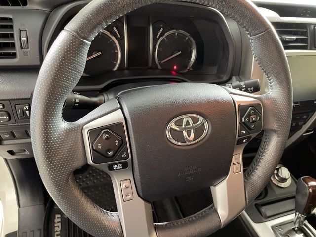 2020 Toyota 4Runner Limited 28