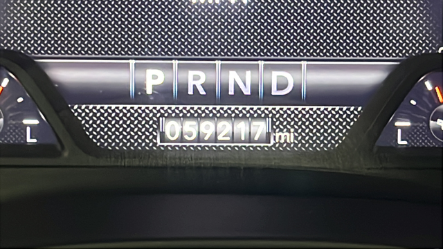 Used 2022 Diamond Black Crystal Pearlcoat Ram Laramie image 33