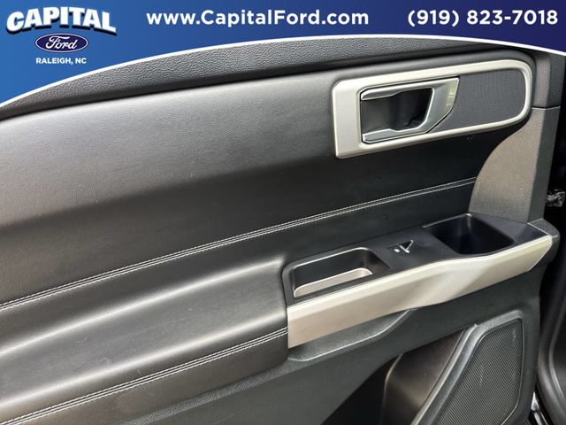 Used 2024 Black Ford XLT image 17