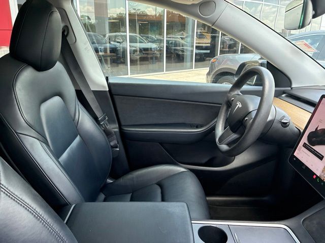 2021 Tesla Model Y Long Range - 9