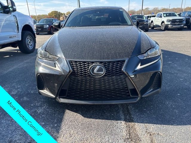 2017 Lexus IS 200t 2