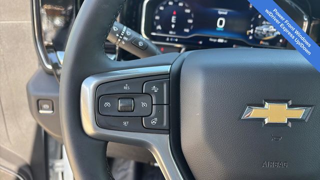 Used 2025 White Chevrolet LT image 23