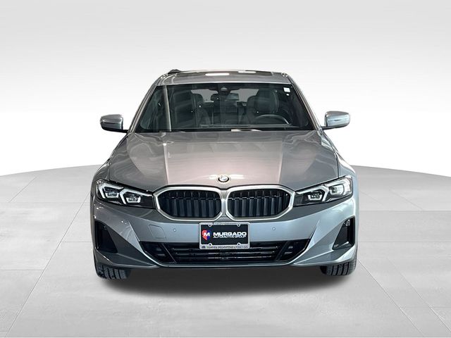 2025 BMW 3 Series 330i - Photo 3