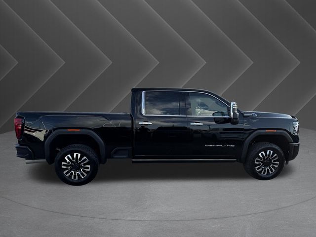 2025 GMC Sierra 2500HD Denali Ultimate - 3