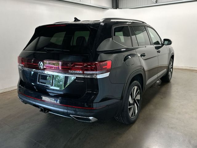2026 Volkswagen Atlas 2.0T SE w/Technology Black at Sutliff Volkswagen