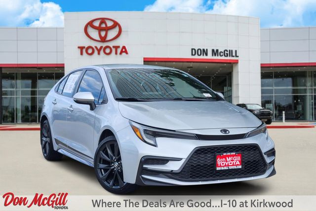 Classic Silver Metallic 2024 Toyota Corolla SE FWD Sedan Front-Wheel Drive Continuously Variable Transmission
