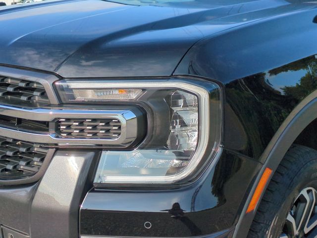 Used 2026 Black Ford Lariat image 9
