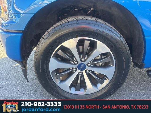 Used Car 2020 Ford F-150  Xl For Sale Under $25,000 In San Antonio, Texas