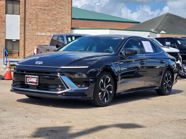 2024 Hyundai Sonata SEL Blue at Wharton Chevrolet GMC
