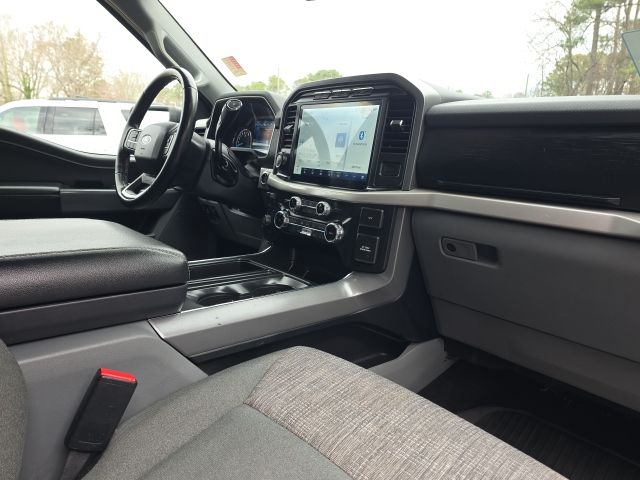 2022 Ford F-150 XLT:C02410C