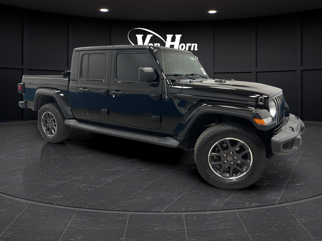 2022 Jeep Gladiator Overland
