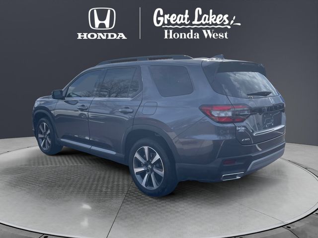 Gray (Modern Steel Metallic) 2025 Honda Pilot Touring AWD SUV / Crossover All-Wheel Drive Automatic