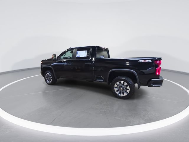 Used 2024 Black Chevrolet Custom image 6