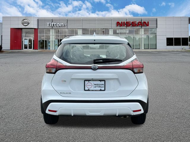 Used 2024 Nissan Kicks SUV