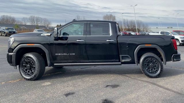 2024 GMC Sierra 3500HD Denali 5