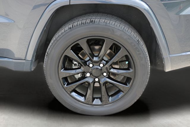 Used Car 2018 Jeep Grand Cherokee  Altitude For Sale Under $20,000 In Austin, Texas