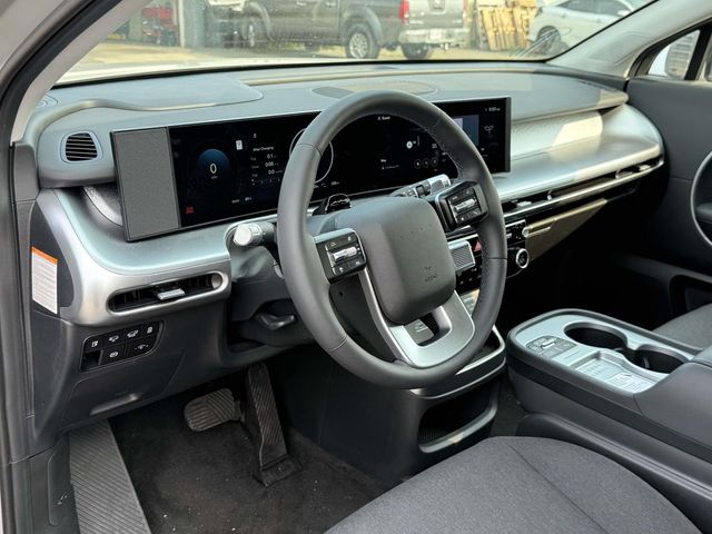 New 2026 Gray Hyundai SE image 2