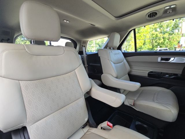 Photo of 2021 Ford Explorer Platinum in Dallas, GA - 19,  2021 Ford Explorer Platinum:B01938