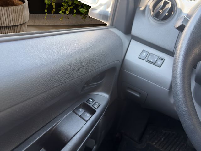 2020 Nissan NV200 Thumbnail
