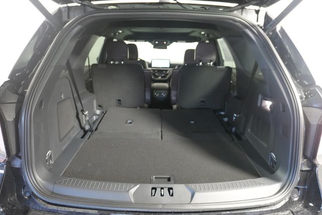 New 2026 Black Ford Platinum image 24