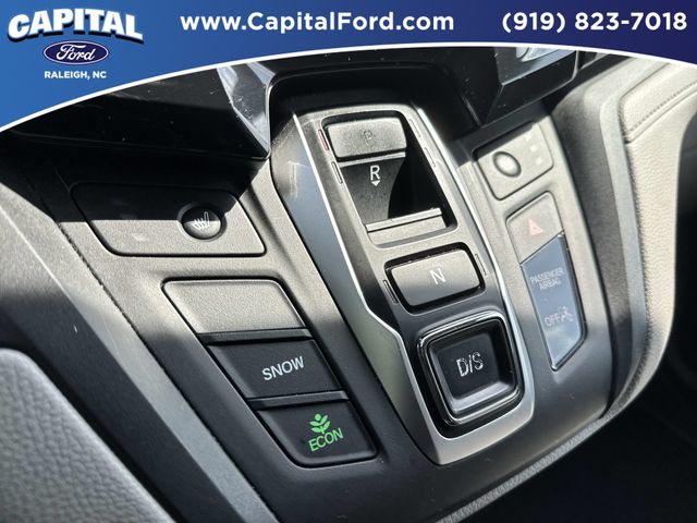 Used 2019 Black Honda EX-L image 31