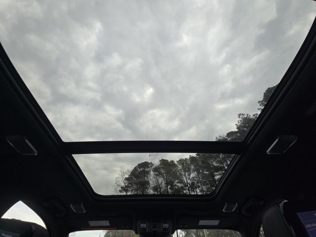 2021 Cadillac Escalade Premium Luxury Platinum:44868A