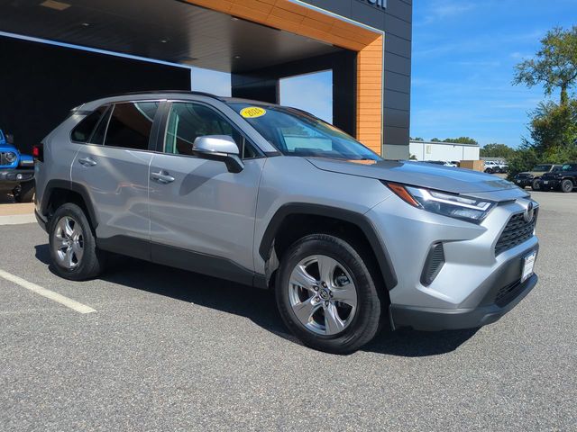Silver Sky Metallic 2024 Toyota RAV4 SUV / Crossover Front-Wheel Drive 8-Speed Automatic