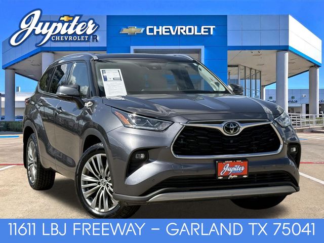 Magnetic Gray Metallic 2021 Toyota Highlander SUV / Crossover All-Wheel Drive 8-Speed Automatic