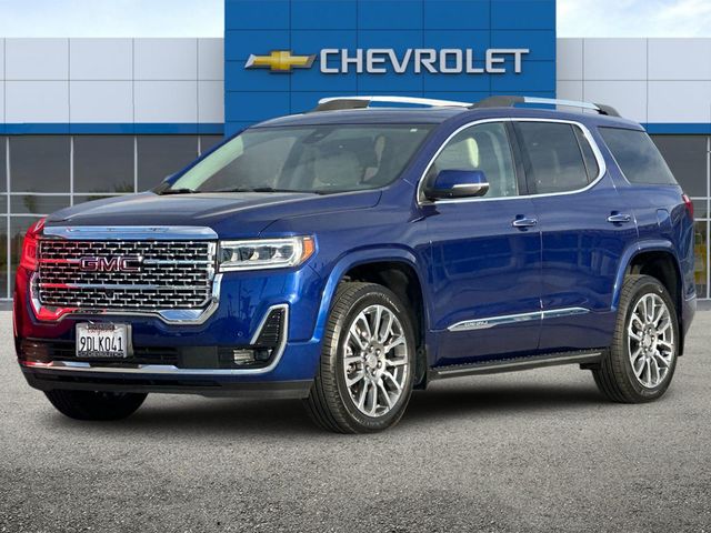 2023 GMC Acadia Denali 8