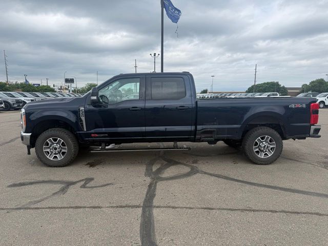 2023 Blue Metallic Ford Super Duty F-350 SRW Lariat 4X4 Truck