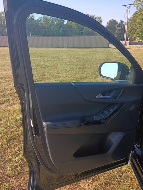 Used 2025 Chevrolet Equinox SUV