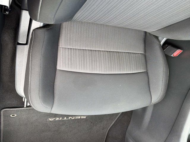 2025 Nissan Sentra SV - Photo 14