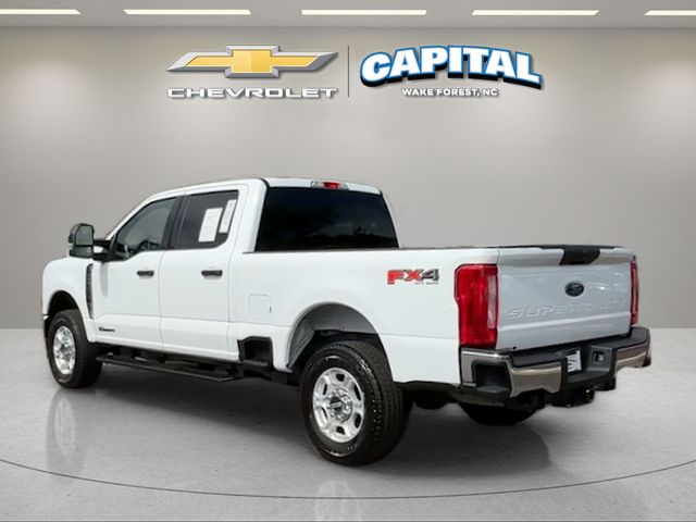 Used 2025 White Ford XLT image 3