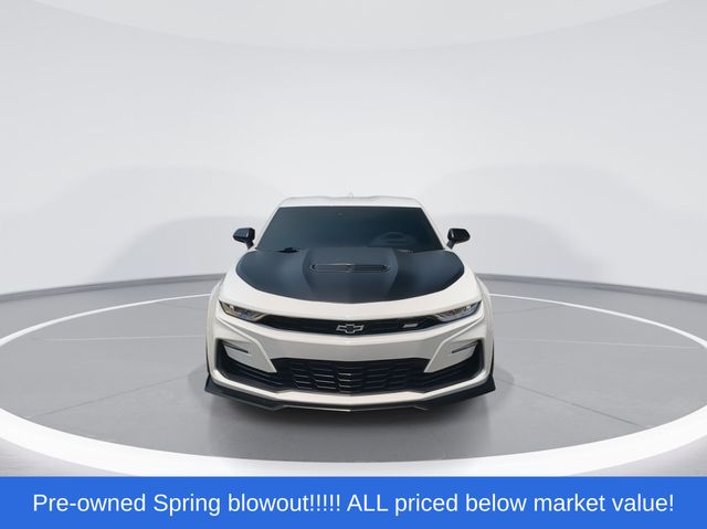 Used 2024 Summit White Chevrolet SS image 3