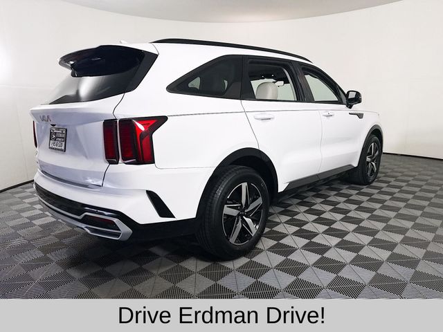 Used 2023 Kia Sorento SUV
