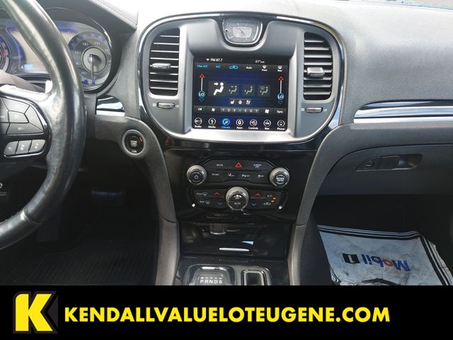 Used 2018 Red Chrysler S image 11