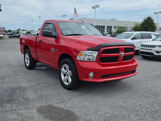 Flame Red Clearcoat 2014 RAM 1500 Express 4WD Pickup Truck Four-Wheel Drive 6-Speed Automatic