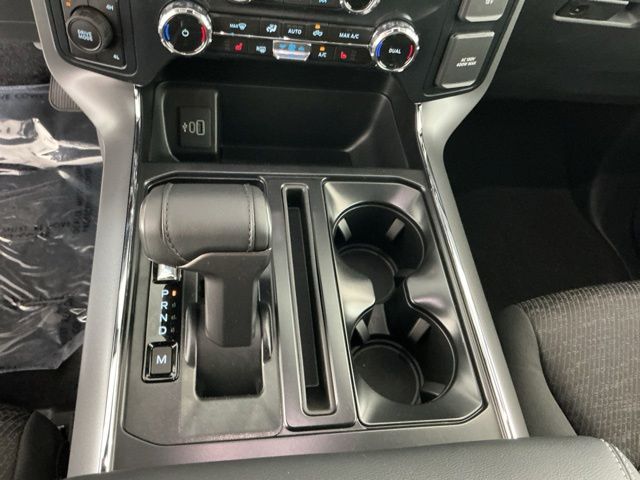 New 2026 Oxford White Ford XLT image 21